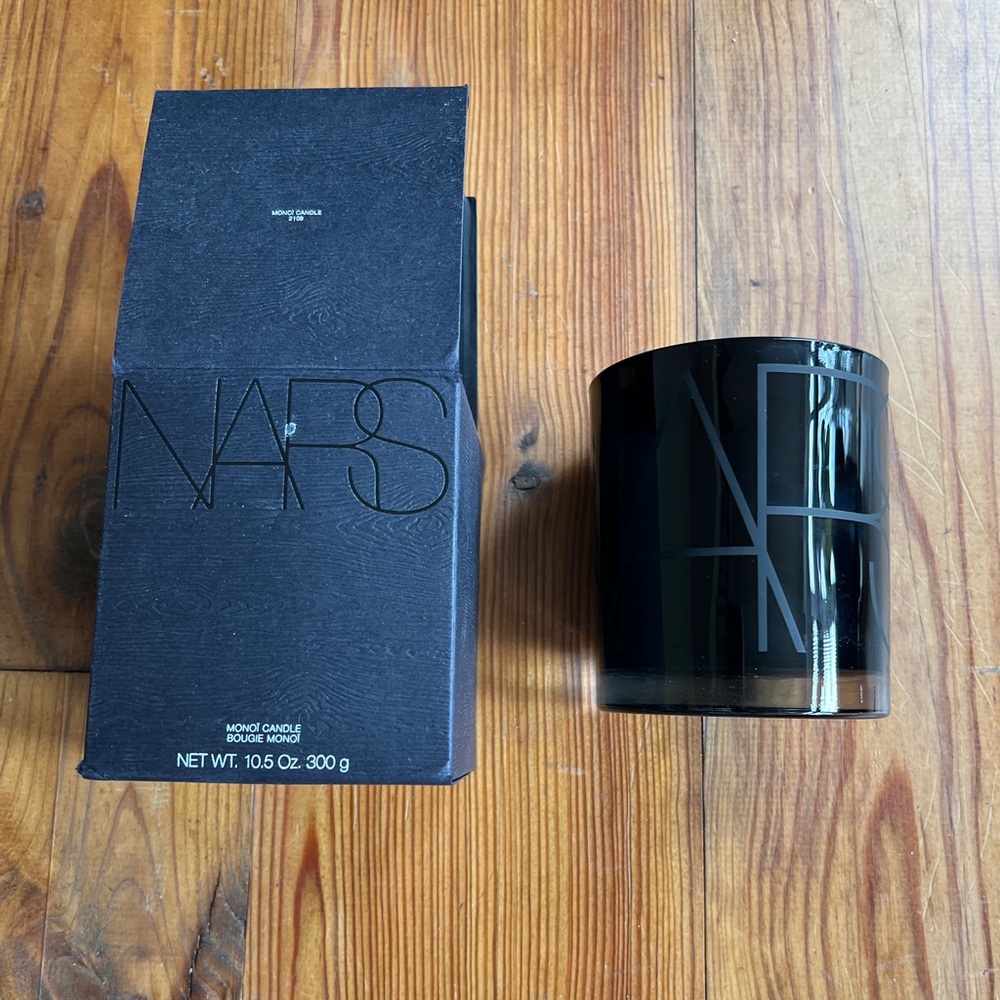 NEW NIB NARS MONOI 10.5 oz Candle
